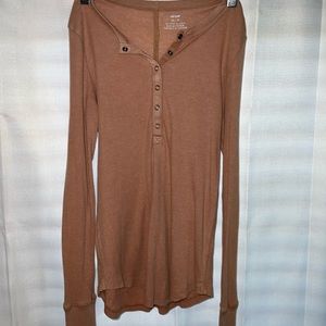 American Eagle Long Sleeve